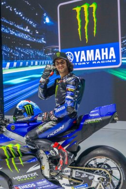 Yamaha เปิดตัวพร้อมเผยโฉมสีสันใหม่ YZR-M1 ขุมพลัง V4 สู่ยุคใหม่ MotoGP 2026