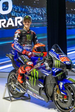 Yamaha เปิดตัวพร้อมเผยโฉมสีสันใหม่ YZR-M1 ขุมพลัง V4 สู่ยุคใหม่ MotoGP 2026