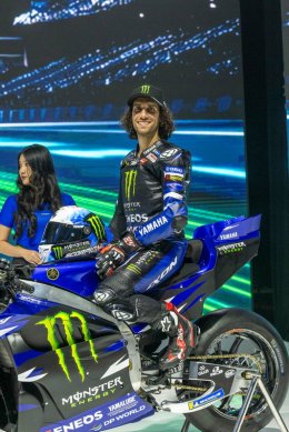 Yamaha เปิดตัวพร้อมเผยโฉมสีสันใหม่ YZR-M1 ขุมพลัง V4 สู่ยุคใหม่ MotoGP 2026