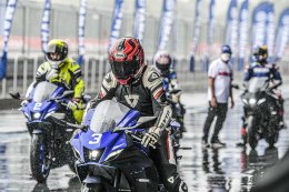 First Experience Exclusive Press Test YAMAHA YZF-R7 in World Circuit