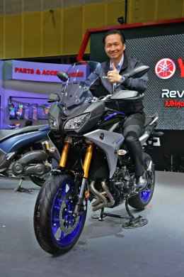 ยามาฮ่าเนรมิตบูธ Yamaha Revs Your Style ไปให้สุด ในสไตล์ที่เป็นคุณ เผยโฉมใหม่ Tracer 900GT พร้อมเปิดราคา LEXi VVA อย่างเป็นทางการ