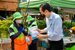 “ยามาฮ่า” ใส่ใจห่วงใย ร่วมสนับสนุนอุปกรณ์ป้องกันไวรัสส่วนบุคคล 1,000 ชุดแก่ พนักงานเก็บขยะและพนักงานกวาดถนน