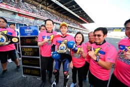 เทพต๋ง - พีรพงศ์ บุญเลิศ บู๊คู่แข่งสุดมันส์ ผงาดโพเดี้ยม ฉลอง “แชมป์เอเชีย” Super Sports 600cc ต่อหน้ากองเชียร์ไทย