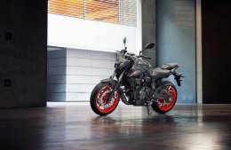 New Yamaha MT-07 Hyper Naked…Master of Torque : The Dark Side of Japan