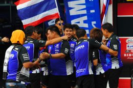 “ตั้น - เบียร์” ควบ R6 ฝ่าพายุฝน ควงคู่คว้าดับเบิ้ลโพเดี้ยม SuperSport 600 cc ธงไทยโบกสะบัดอย่างยิ่งใหญ่ ศึกชิงแชมป์เอเชีย สนาม 4 ประเทศอินโดนีเซีย