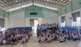 เขตประกอบการอุตสาหกรรมไทยอีสเทิร์น มอบทุนการศึกษาให้แก่นักเรียนโรงเรียนบ้านคลองพลู