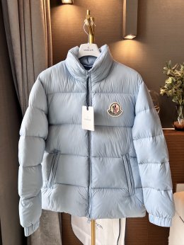 Moncler คือแบรนด์อะไร?