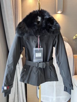 Moncler คือแบรนด์อะไร?