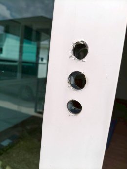 การติดตั้งกลอนประตูดิจิตอล แบบบานเลื่อนชนกลาง : โครงการศุภาลัยปาล์มวิลล์ สุราษฎร์ธานี