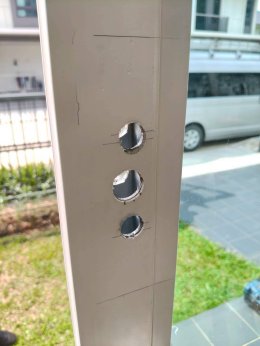 การติดตั้งกลอนประตูดิจิตอล แบบบานเลื่อนชนกลาง : โครงการศุภาลัยปาล์มวิลล์ สุราษฎร์ธานี