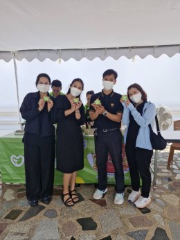 Farmsuk HFC supports blood donation with Wat Suthat.