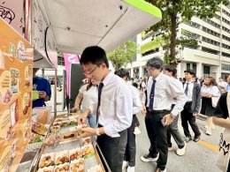 Health Foods Corporation Limited hosted a "Farmsuk" booth at the SPU Freshy rientation event.