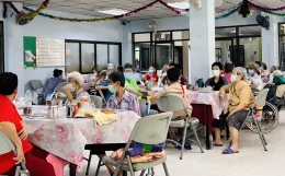 คุณภูภัคกุน อัศวโสภณ นำทีมทำจิตอาสา ส่งมอบความสุขสู่สังคม
