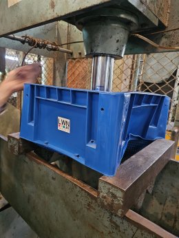 การทดสอบกล่องพลาสติก รุ่น 210A แบรนด์ LWNLife