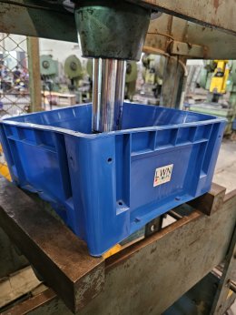 การทดสอบกล่องพลาสติก รุ่น 210A แบรนด์ LWNLife