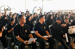 Students visit our factory