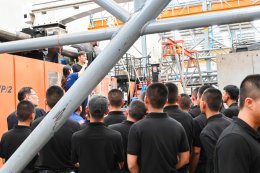 Students visit our factory