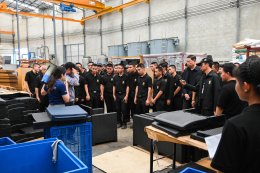 คณะเยี่ยมชมโรงงาน-โรงเรียนพระดาบส2