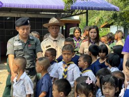 "วิทยา อาคมพิทักษ์" นำคณะ นยปส.รุ่นที่13 ร่วมกิจกรรม CSR ที่โรงเรียนตำรวจตระเวนชายแดนบ้านโป่งตะแบก จังหวัดเพชรบูรณ์