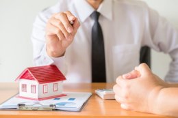 ผ่อนสบายขึ้น! เลือก Refinance บ้านลดดอกเบี้ยสุดคุ้ม