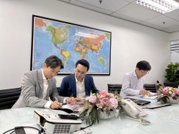 พีลาทัส มารีน จำกัด (มหาชน)
