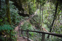 ผลิตไฟฟ้า จำกัด (มหาชน)