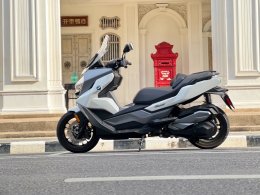 มิลเลนเนียม กรุ๊ป คอร์ปอเรชั่น (เอเชีย) จำกัด (มหาชน)