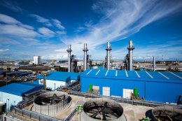 อีสเทอร์น พาวเวอร์ กรุ๊ป จำกัด (มหาชน)