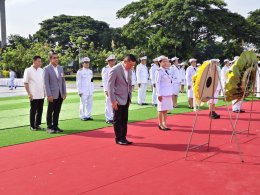 พิธีวางพวงมาลาถวายแด่พระบรมราชานุสรณ์พระบาทสมเด็จพระบรมชนกาธิเบศร มหาภูมิพลอดุลยเดชมหาราช บรมนาถบพิตร