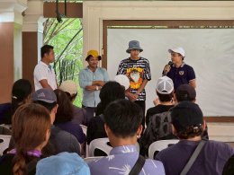 โครงการอนุรักษ์คุ้งบางกะเจ้า ทำผ้ามัดย้อม ย้ายต้นกล้า ปั้นลูกอีเอ็ม
