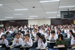 กิจกรรมกัมบัตเตะ ติว ออน ทัวร์ 2025  ที่โรงเรียนสาธิตมหาวิทยาลัยศรีนครินทรวิโรฒ องครักษ์  กับ ครูอ๊อฟ Arunrat Sangpong