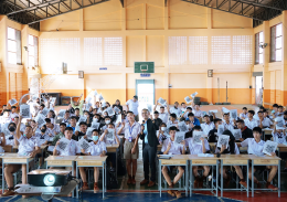 กิจกรรมกัมบัตเตะ ติว ออน ทัวร์ 2024 โรงเรียนเทศบาลท่าอิฐ จังหวัดอุตรดิตถ์ กับครูพี่หนุ่มและครูเกี๊ยวซ่า
