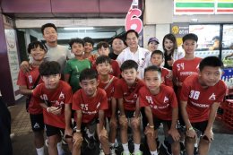 โค้งสุดท้าย รทสช. ลุยทั่วกรุง! 'พีระพันธุ์' หนุน 'พลัฏฐ์' ขอคะแนนคนเยาวราช ชู หาเสียงบริสุทธิ์ มั่นใจเศรษฐกิจฟื้น นักท่องเที่ยวคึกคัก