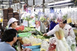 รทสช. ขอคะแนนดอนเมือง! "พีระพันธุ์" เชื่อมั่นแก้ปัญหาพลังงานเด็ดขาด ชูผลงาน 2 ปีตรึงราคาแก๊ส  ย้ำทำงานอย่างสุจริต