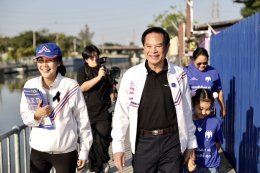 'พีระพันธุ์' การันตี! 'อรัญญา' เบอร์ 15 ตัวจริงจตุจักร-หลักสี่ ชูนโยบายปี 69 หั่นราคาน้ำมัน-แก๊ส พร้อมเพิ่มเบี้ยคนพิการ 1,500 