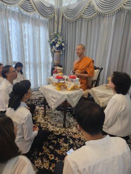 CPALL ร่วมกับ Wish Publishing ถวายหนังสือแด่พระพรหมวชิราทร วัดเทวราชกุญชรวรวิหาร