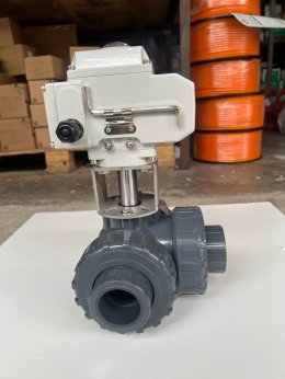 1 1/2” บอลวาล์ว 3 ทางUPVC ประกอบมอเตอร์วาล์ว 4-20mA 220Vac