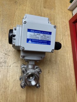 1" DN25 บอลวาล์วสแตนเลส 3 ชั้น (316)วาล์วเปิดปิดน้ำ ด้วยระบบไฟฟ้ามอเตอร์ AKK05