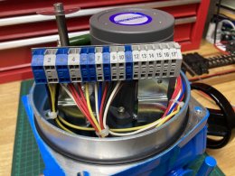 QT09 NEUMAX MOTORIZED ELECTRIC ACTUATOR 220Vac