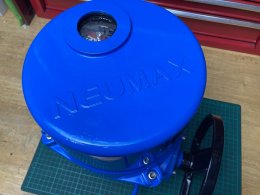 QT28 NEUMAX MOTORIZED ELECTRIC ACTUATOR 220Vac