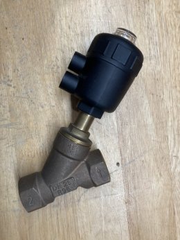 angle seat valve