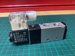 4V210-08 port 1/4 Solenoid valve 5/2 single coil 