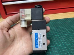 4V210-08 port 1/4 Solenoid valve 5/2 single coil 