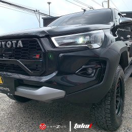 GR SPORT HILUX REVO