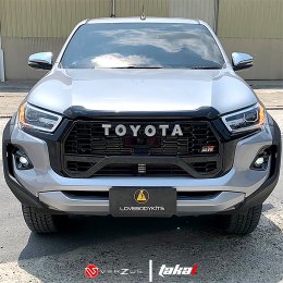 GR SPORT HILUX REVO