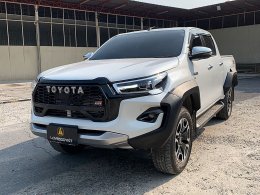 GR SPORT HILUX REVO