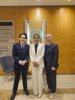 Lecture on Skin and Hair Rejuvenation Using Exosome Therapy at the Royal Society of Medicine, London, United Kingdom