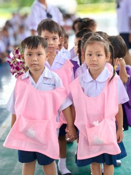 "ไหว้ครูด้วยหัวใจ เทิดไท้พระคุณครู"