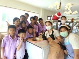 กลุ่มวาฟเฟิล+กลุุ่มฮันนี่โทสต์ ร้าน ไม้ไอติม