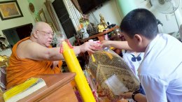 ถวายเทียนพรรษา ณ วัดสังกะสี วัดหนองแฟบ และวัดเขาแรต